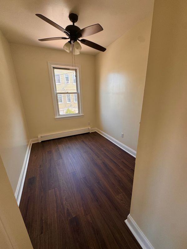 16 Homesite Pkwy ##2 - Photo 2 of 9