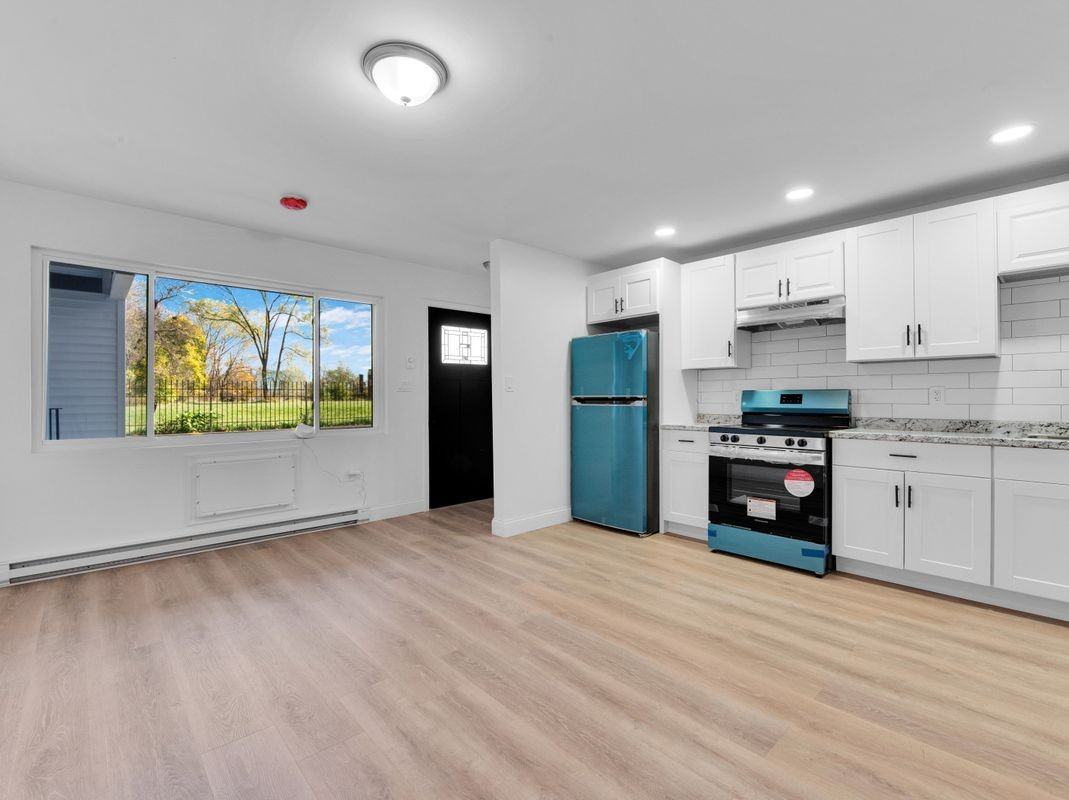 44 Highland St ##5 - Photo 2 of 5