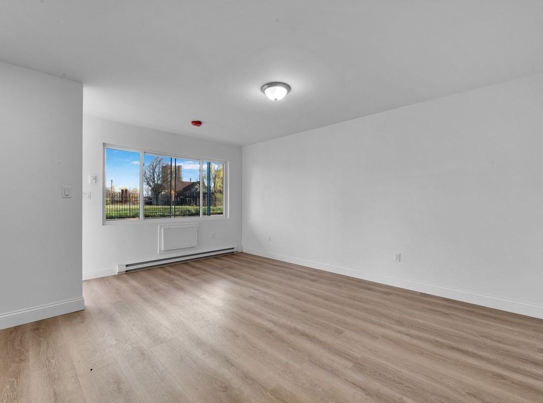 44 Highland St ##5 - Photo 4 of 5