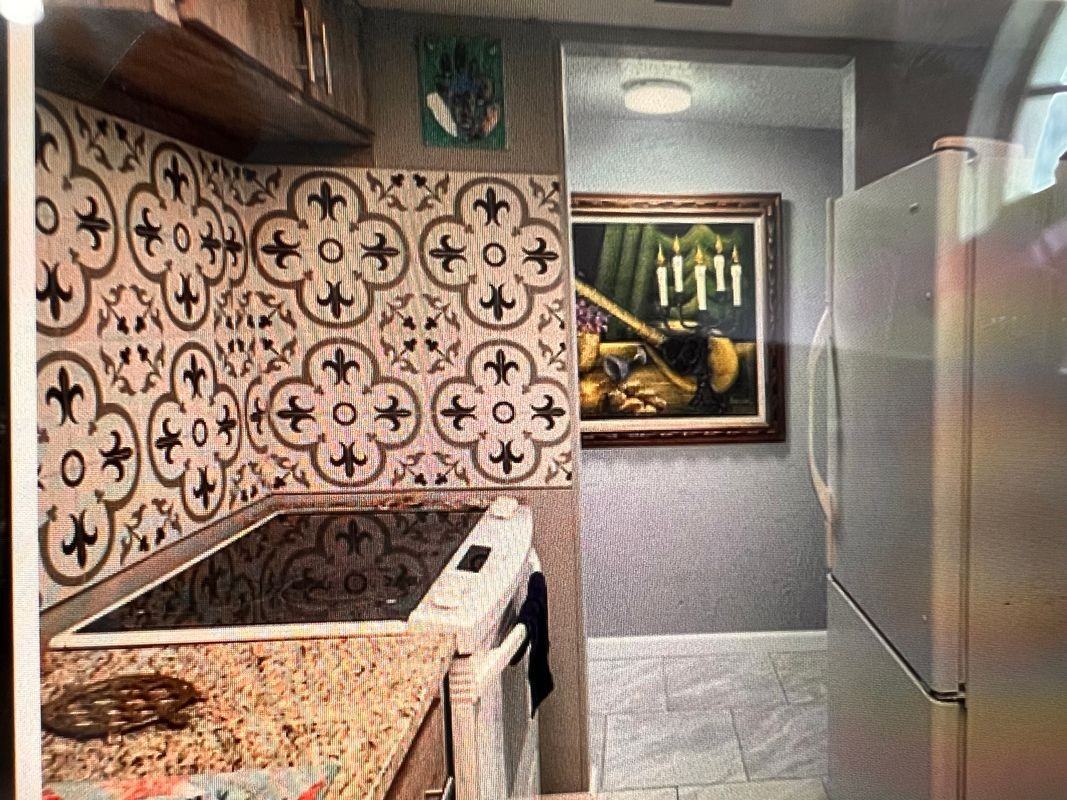 400 Auburn Dr - Photo 6 of 8