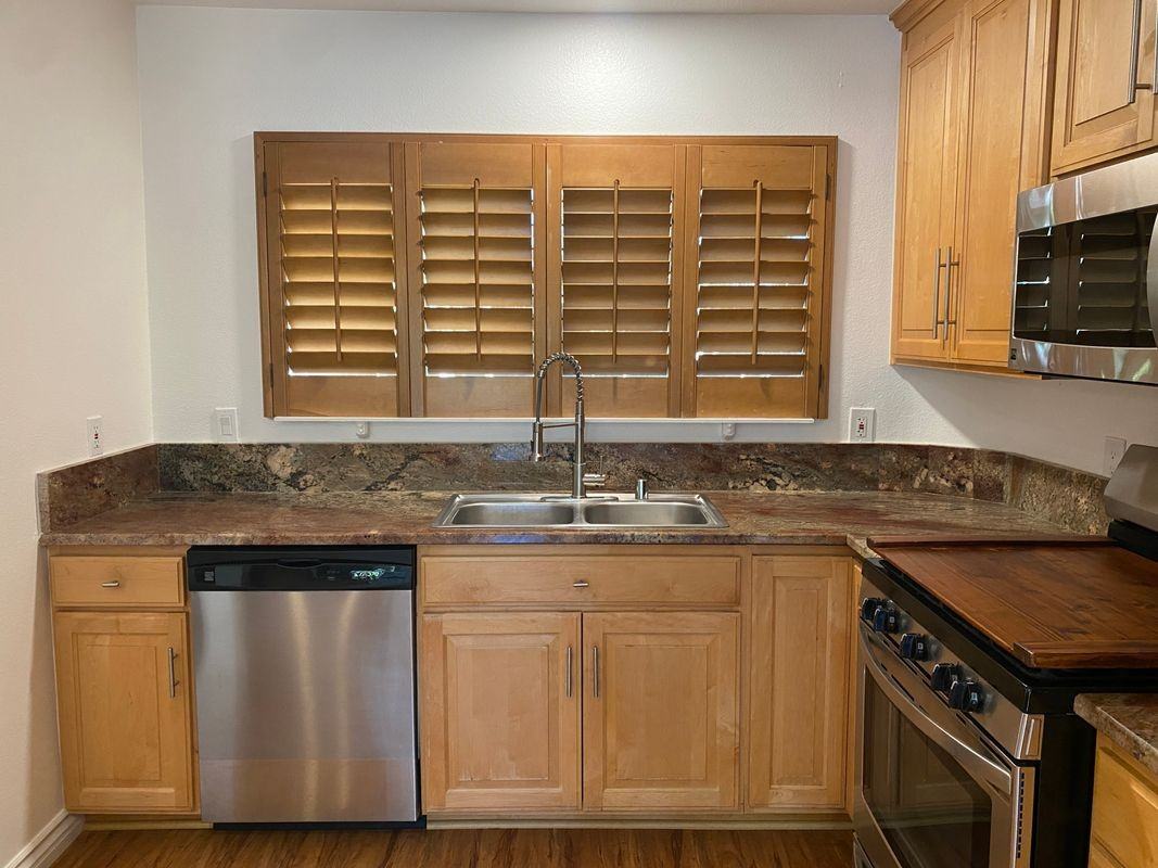 3561 Terrace Dr - Photo 3 of 37