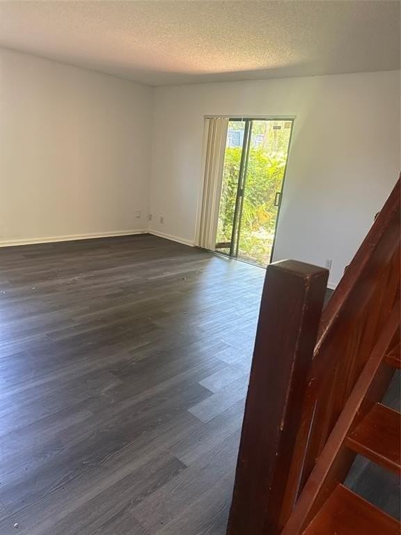 115 San Remo Blvd - Photo 5 of 21