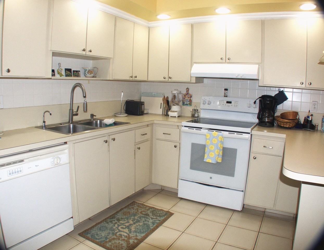 2686 Nw 7th Ct #C - Photo 4 of 33