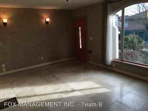 3443, 3449, 3451,3459 SE Madison St - Photo 3 of 25
