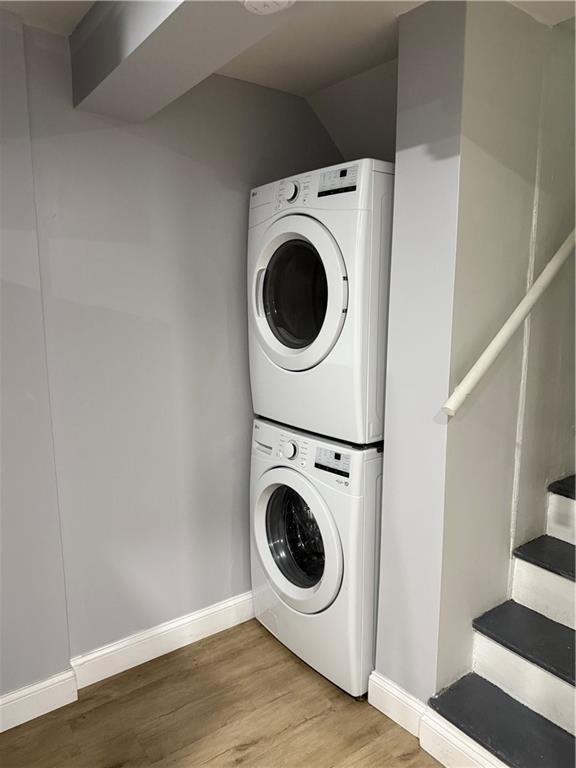 606 River Avenue - Photo 3 of 8