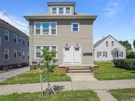 featured image of 610 River Ave