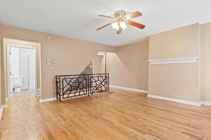 39 Welsh Way - Photo 4 of 22