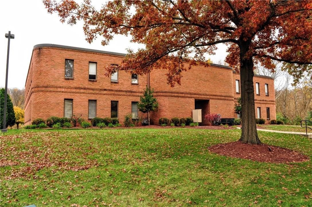 2550 Boyce Plaza Rd #204 - Photo 3 of 24