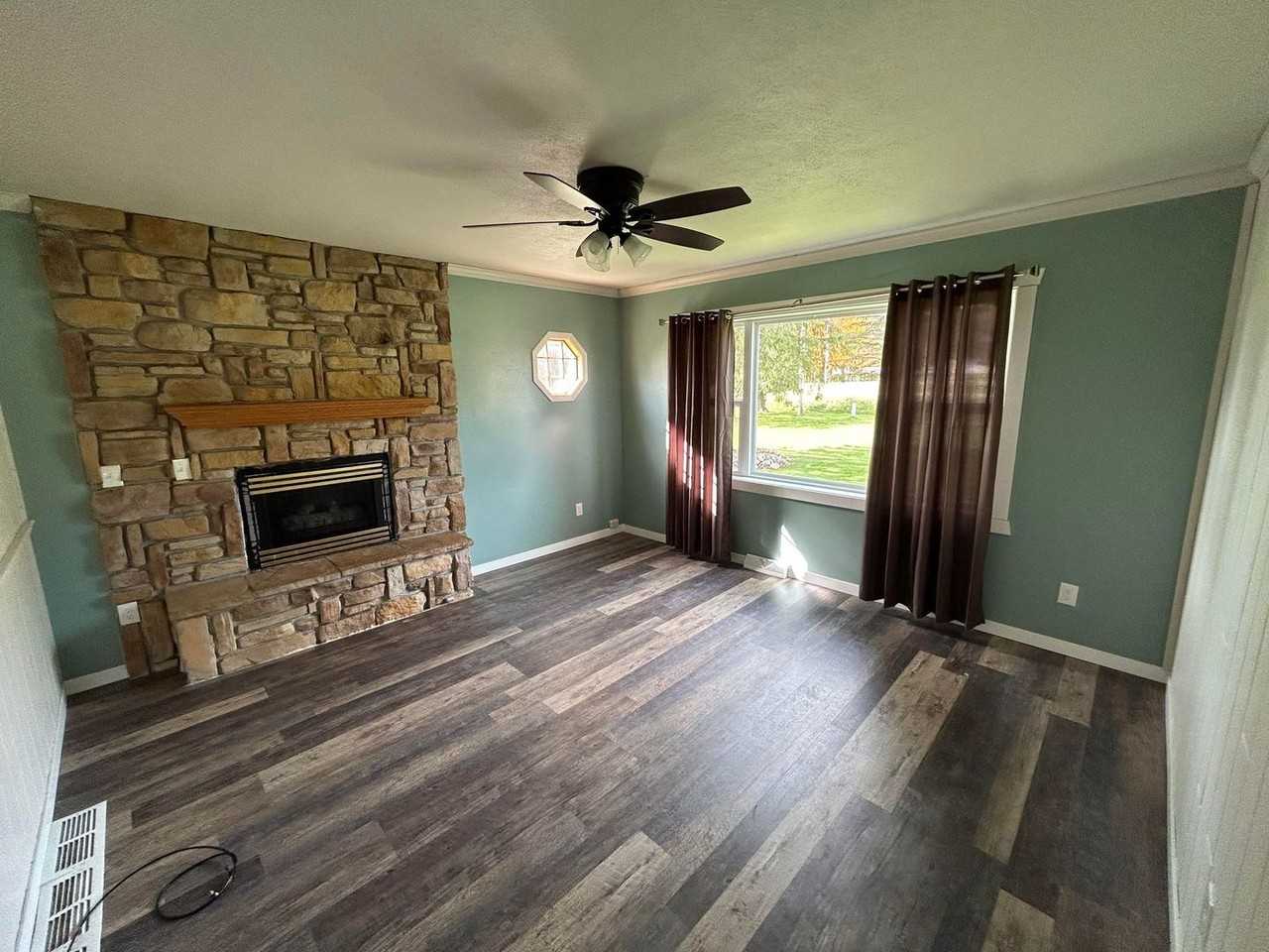 4746 County Road D - Photo 3 of 13