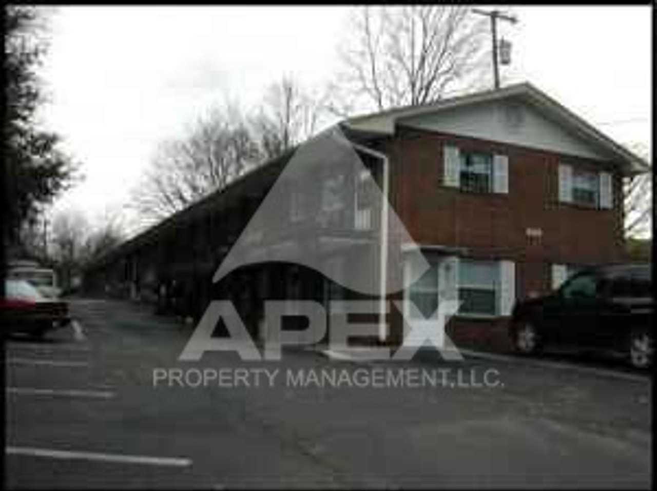 220 Ogle Ave #6 - Photo 2 of 13