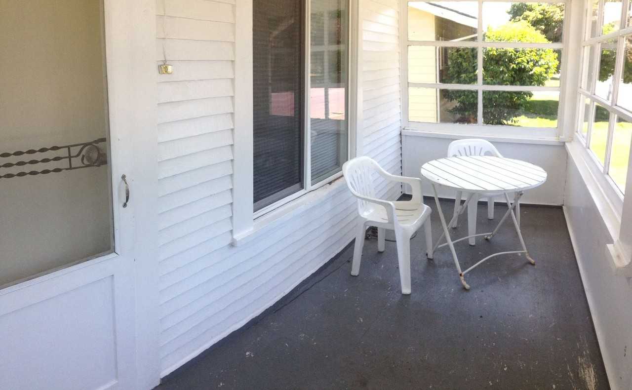 3004 Meridian St - Photo 2 of 15