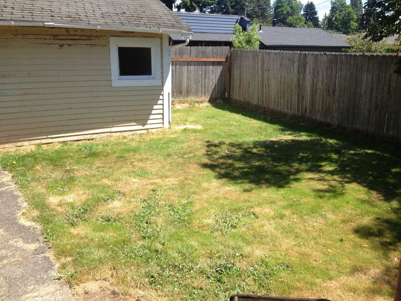 3004 Meridian St - Photo 5 of 15