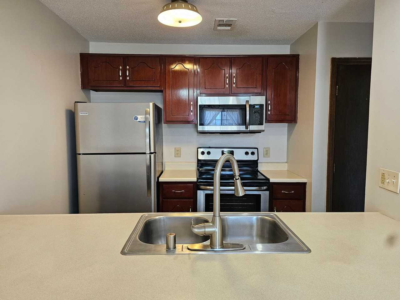 508 Independence Ct - Photo 7 of 24