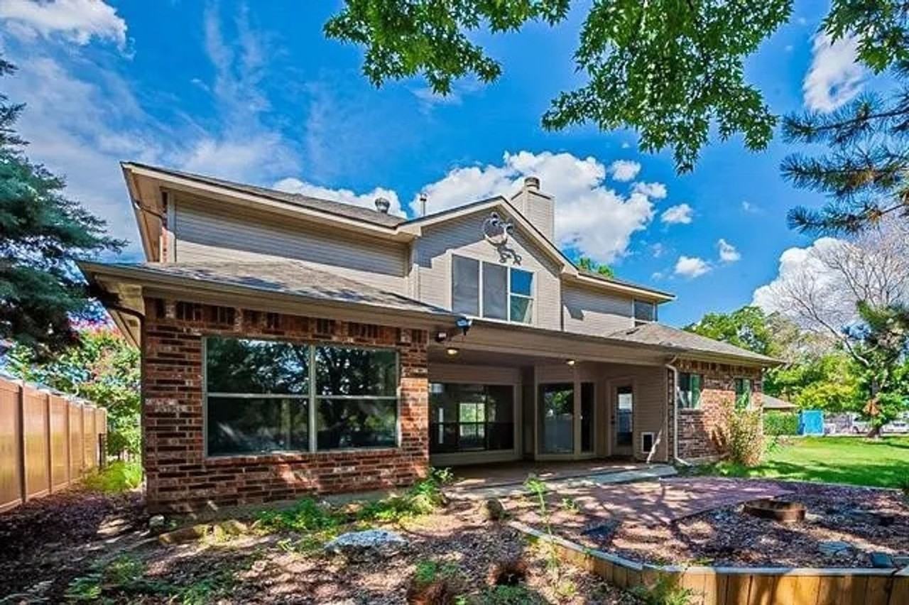 200 Courtney Ln - Photo 3 of 25