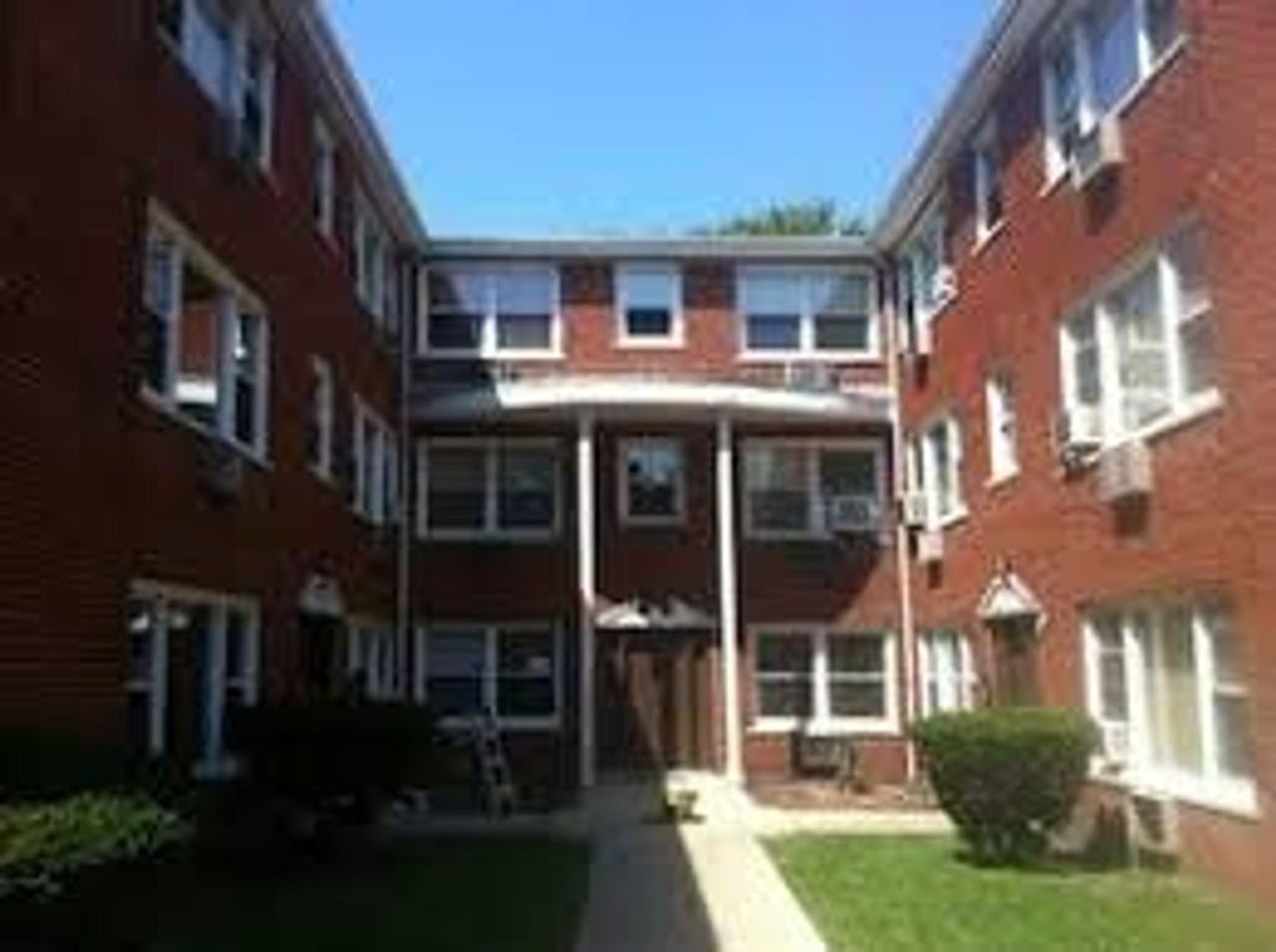 7900-06 S Wabash - Photo 2 of 3