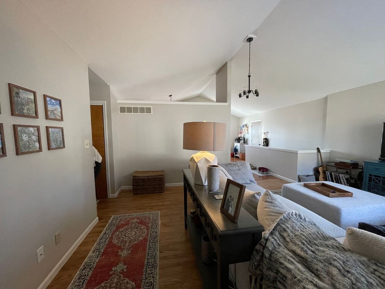 907 Connecticut Ave - Photo 4 of 21