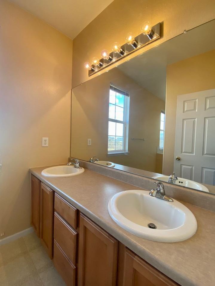 15934 E Geddes Ln - Photo 6 of 11