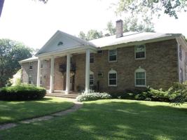 featured image of 130 Sunny Meade Ln