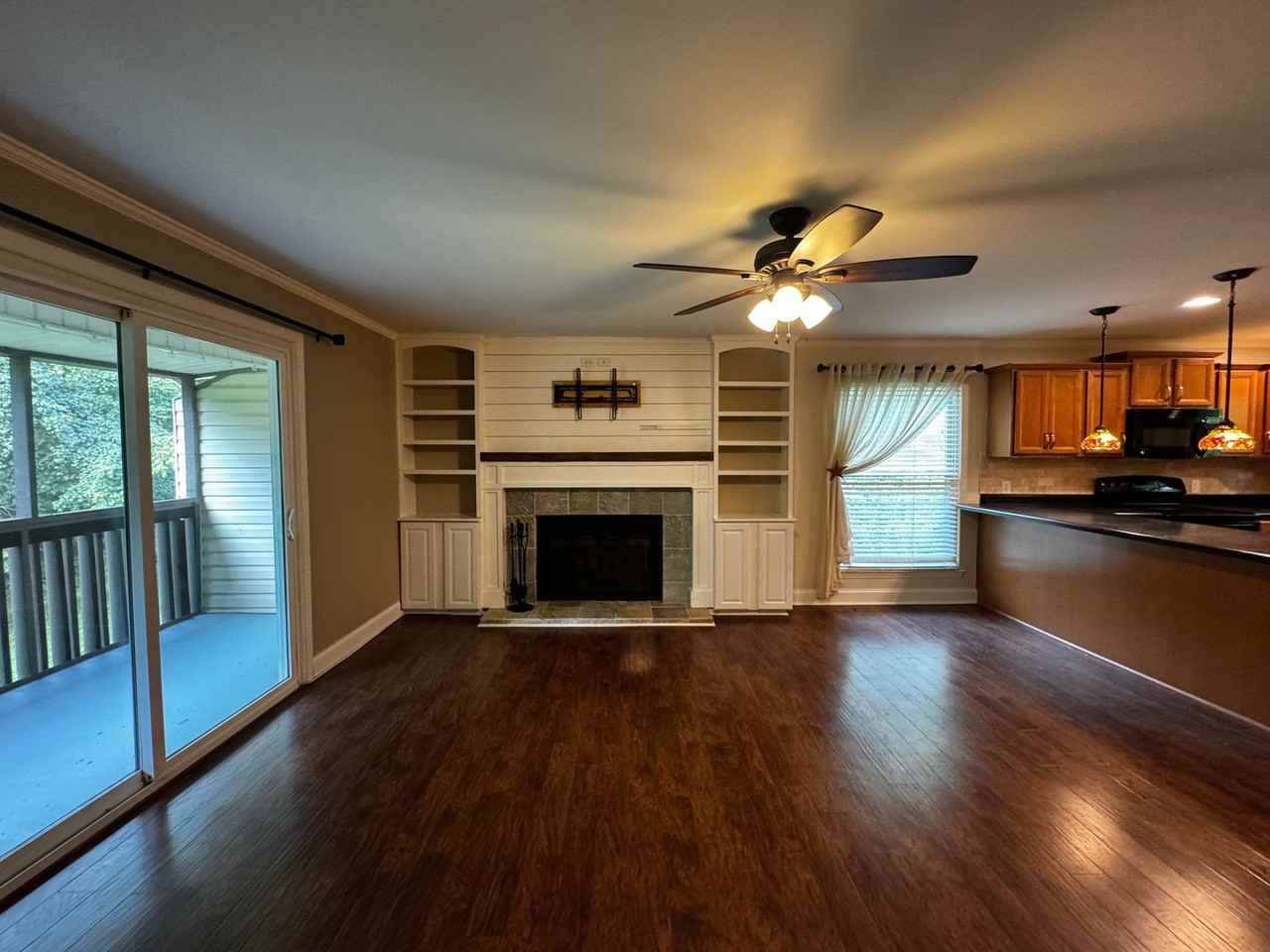 132 Turnwood Ln - Photo 3 of 12