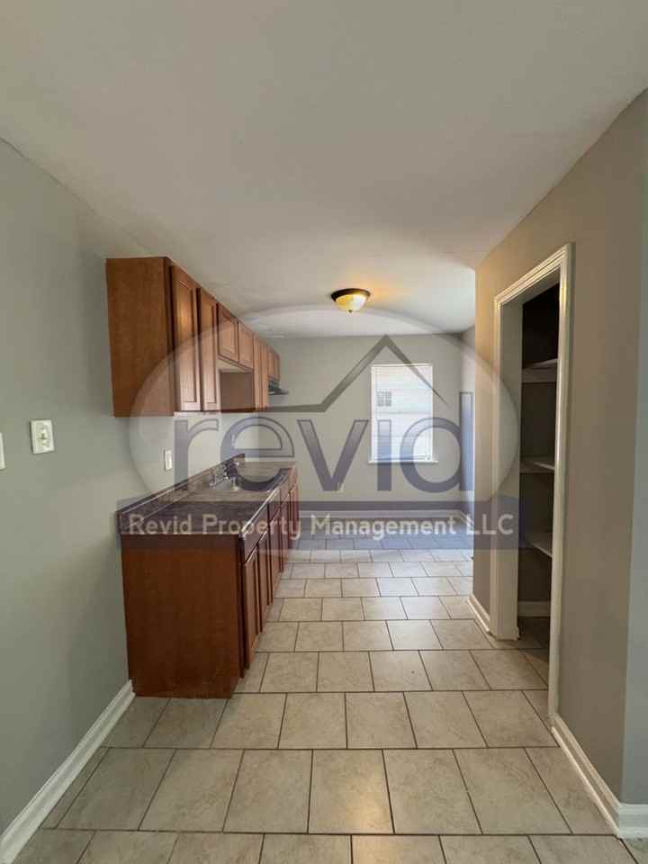 2906 Mimosa Ave - Photo 4 of 13