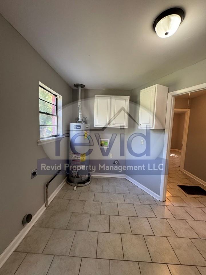 2906 Mimosa Ave - Photo 6 of 13