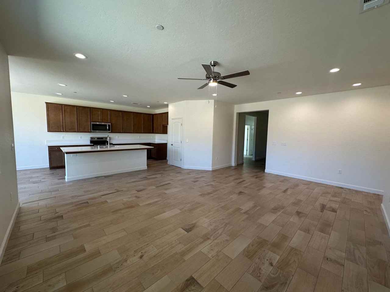 2444 N Hilton St - Photo 6 of 21