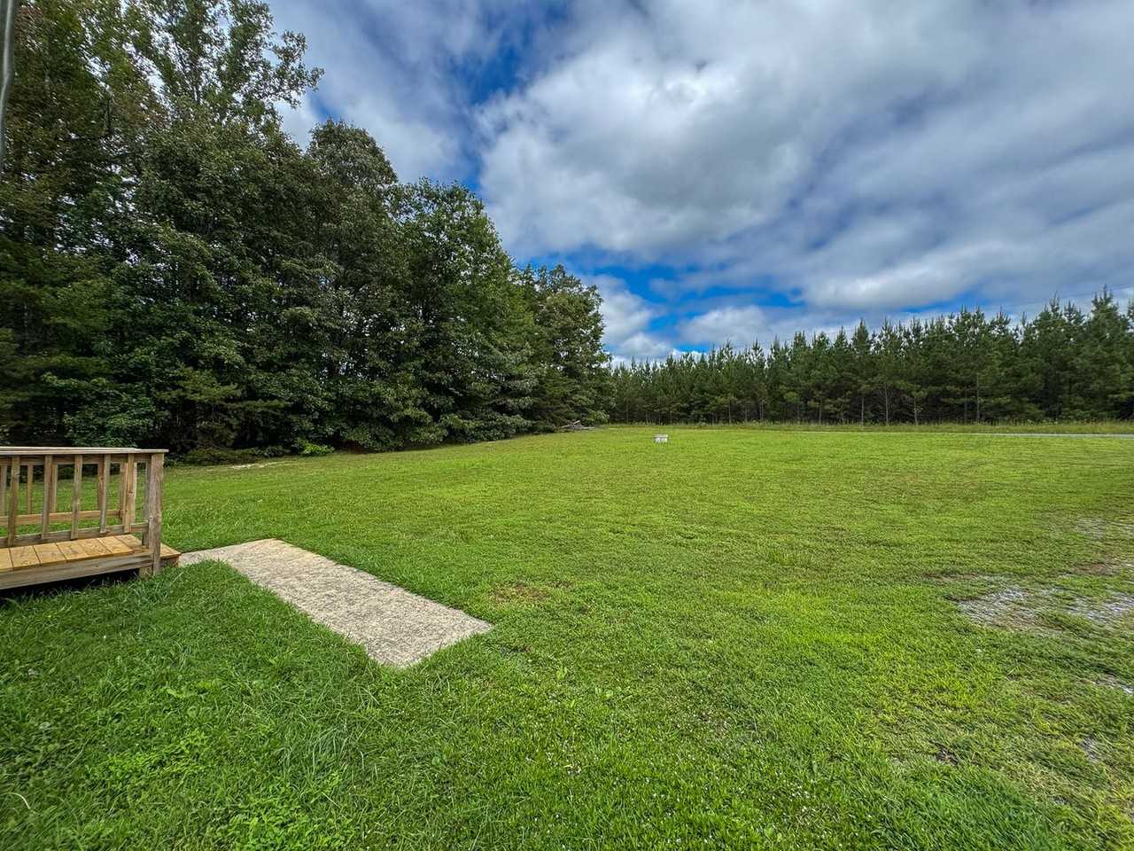 1117 Rising Sun Rd - Photo 2 of 13