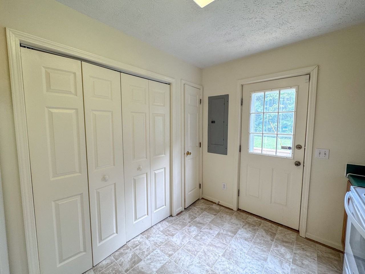1117 Rising Sun Rd - Photo 7 of 13