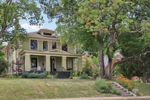 featured image of 2503 Fairfax Ave