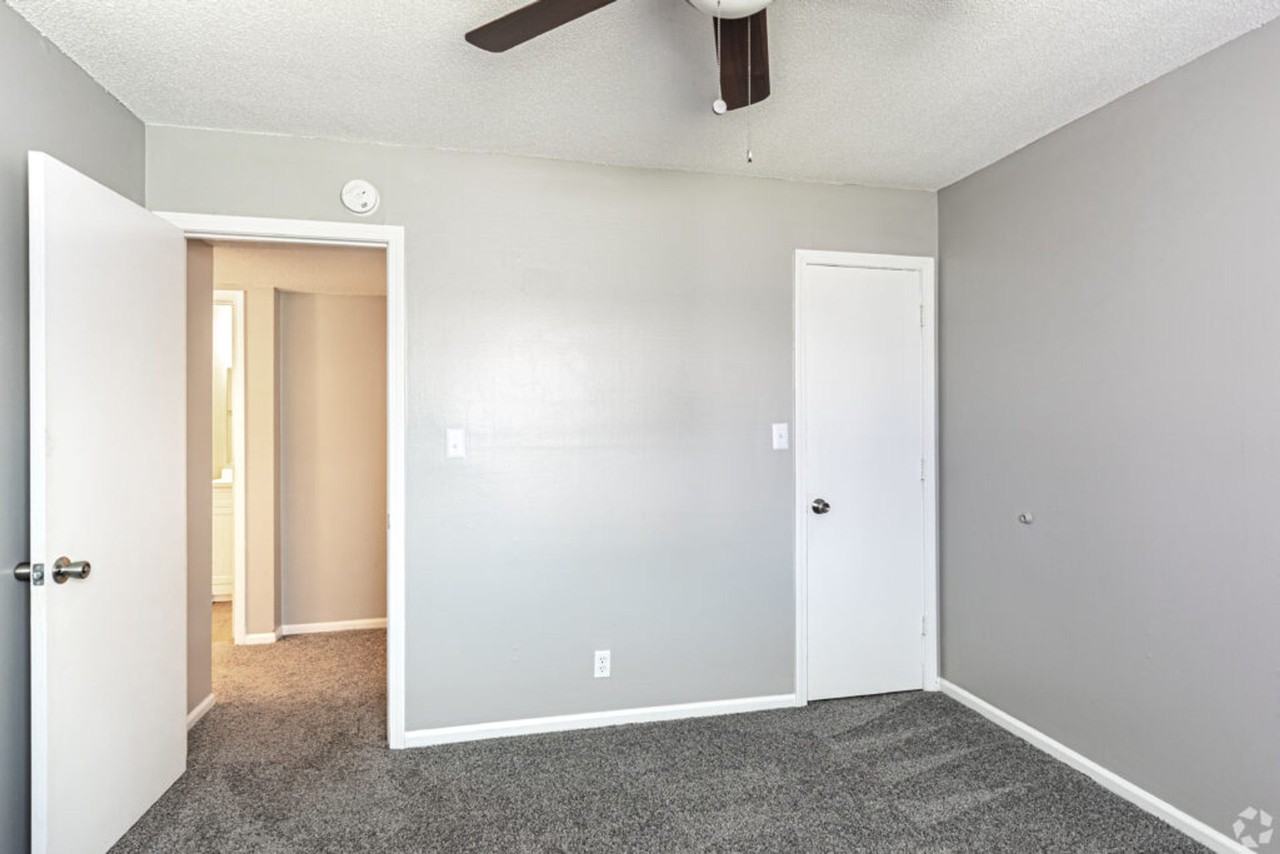 Keeneland Downs Apartments - Photo 5 of 50