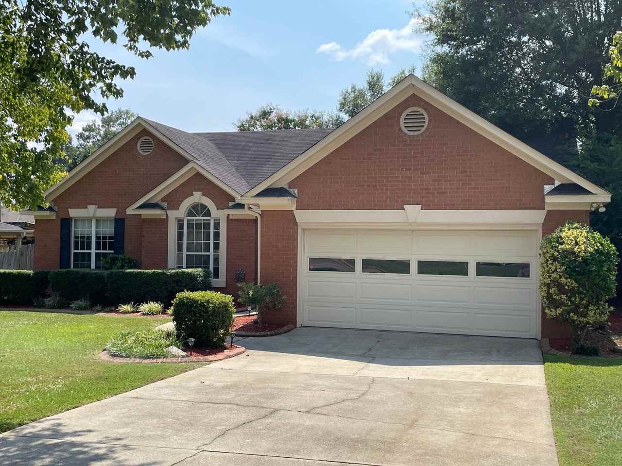 1140 Parkside Trl - Photo 2 of 23