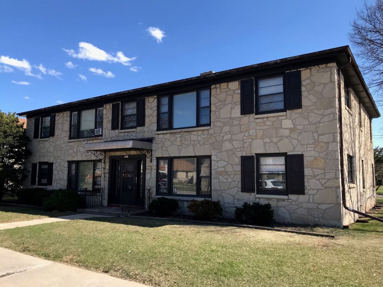 4031 W. Capitol Dr - Photo 3 of 3