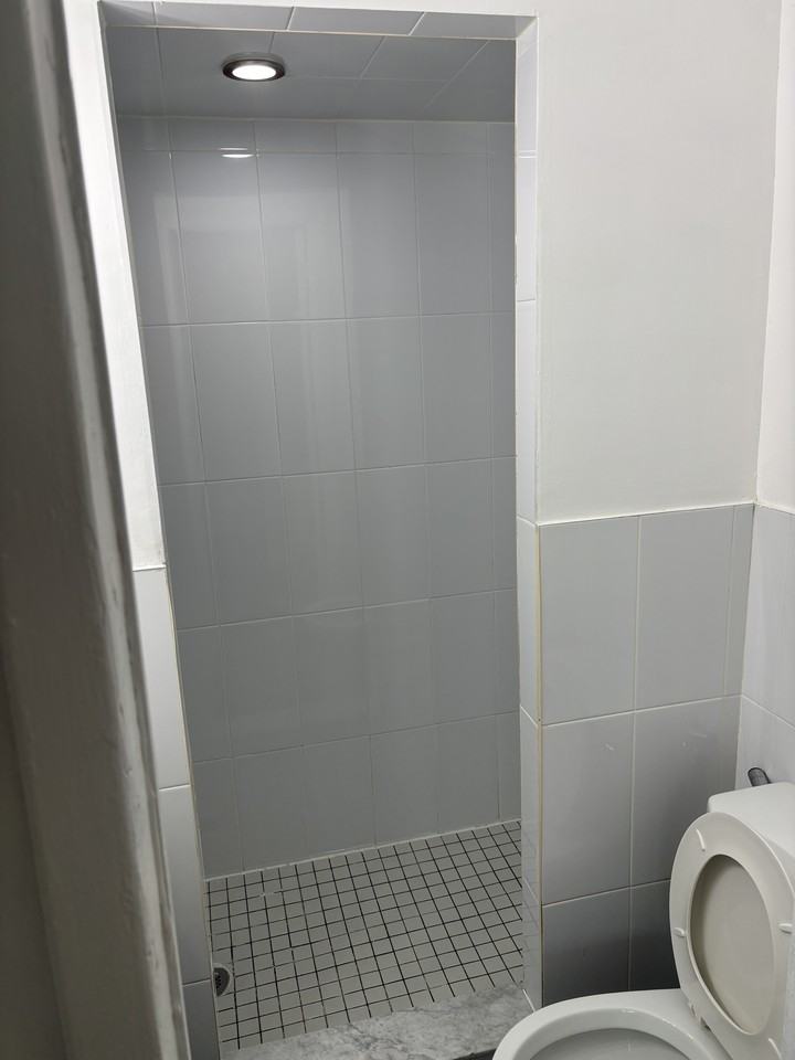 124 Spencer Ave #201 - Photo 4 of 16