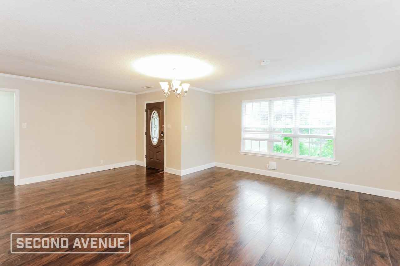 2114 S Tyler St - Photo 2 of 17