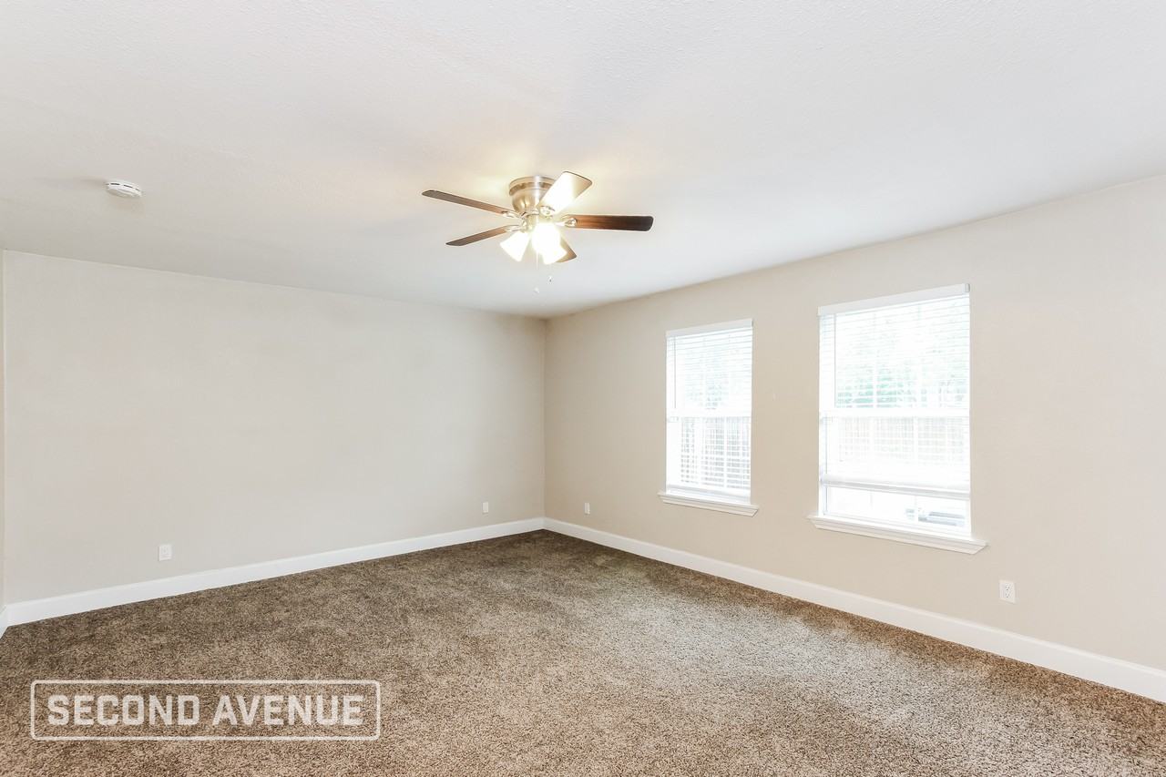 2114 S Tyler St - Photo 7 of 17