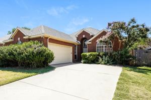 featured image of 4844 Ashton Ave