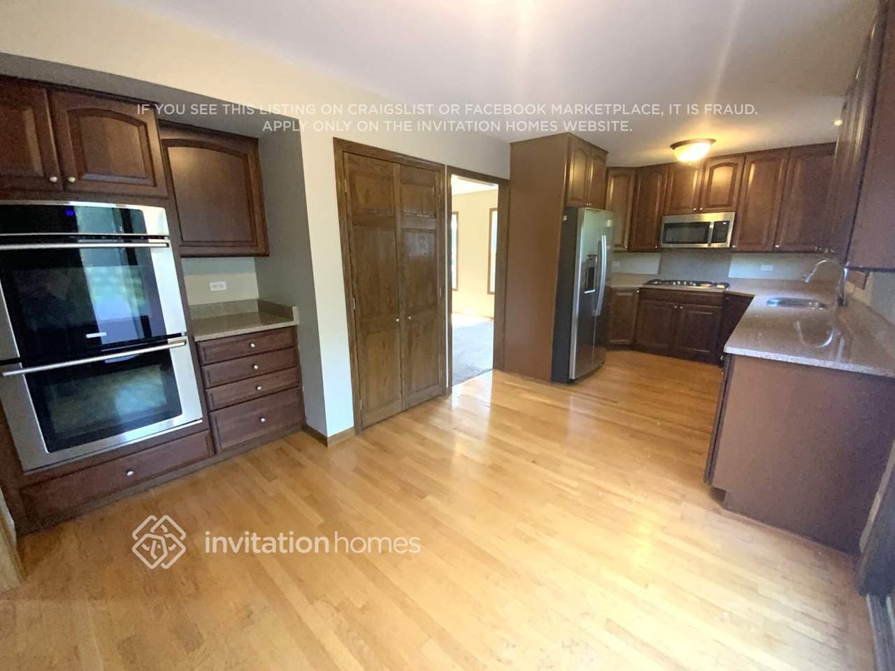 1172 Cactus Trl - Photo 3 of 14