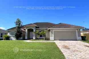 1025 Sw Romaine Ln - Photo 1 of 1