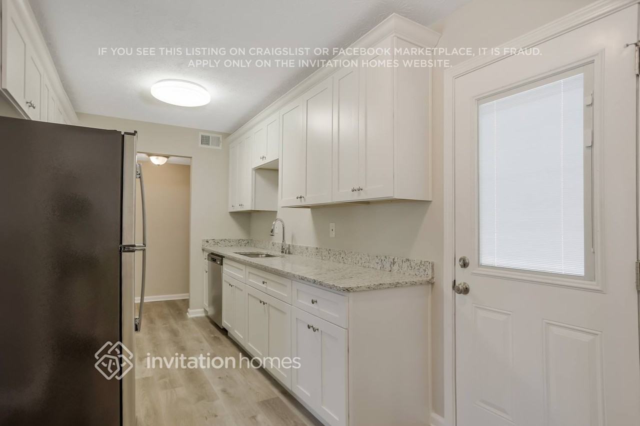 2041 Wendover Drive - Photo 7 of 21