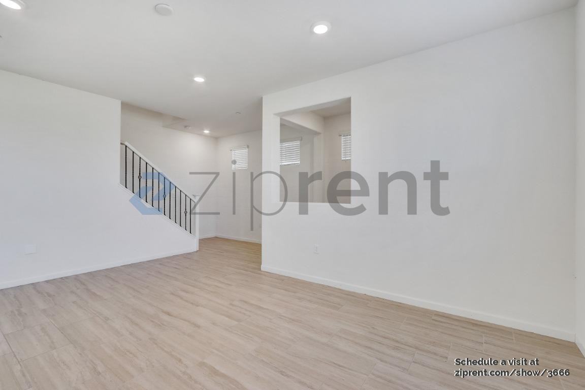 9315 Mystic Lake Aly - Photo 2 of 20