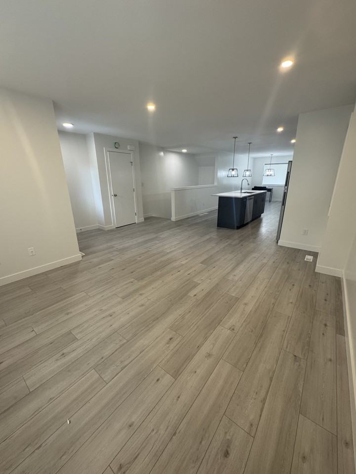 75 Guay Avenue - Duplex - Photo 2 of 23