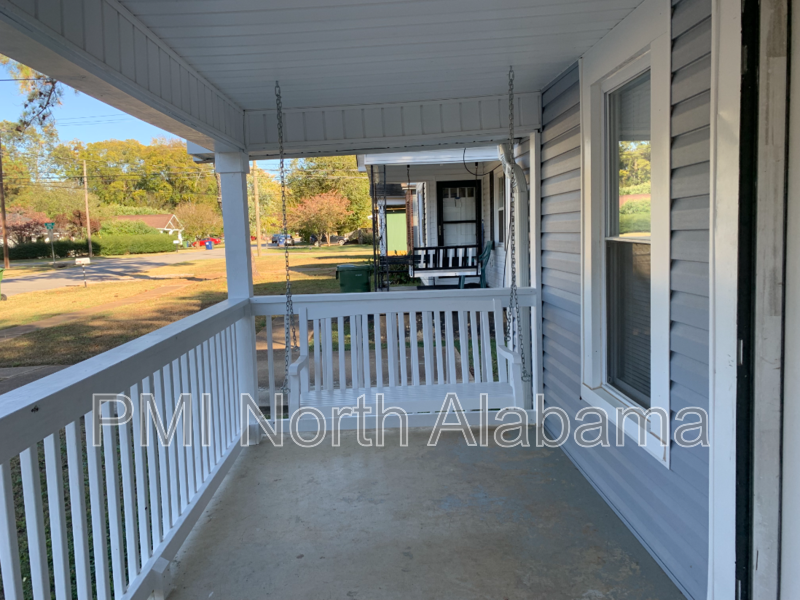 1218 Stevens Ave Ne - Photo 2 of 15