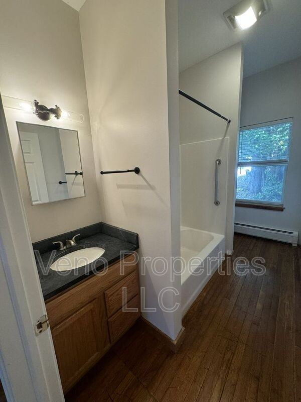 1 S Park St #1B - Photo 7 of 12