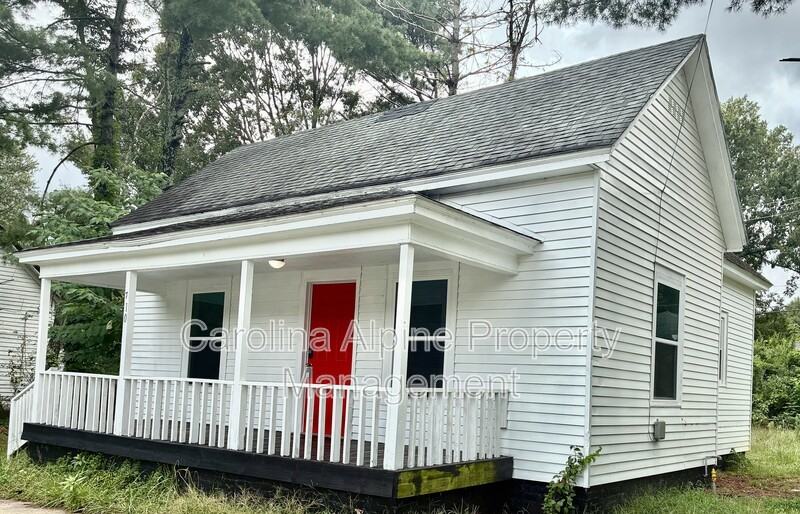 710 Legrand St - Photo 2 of 17