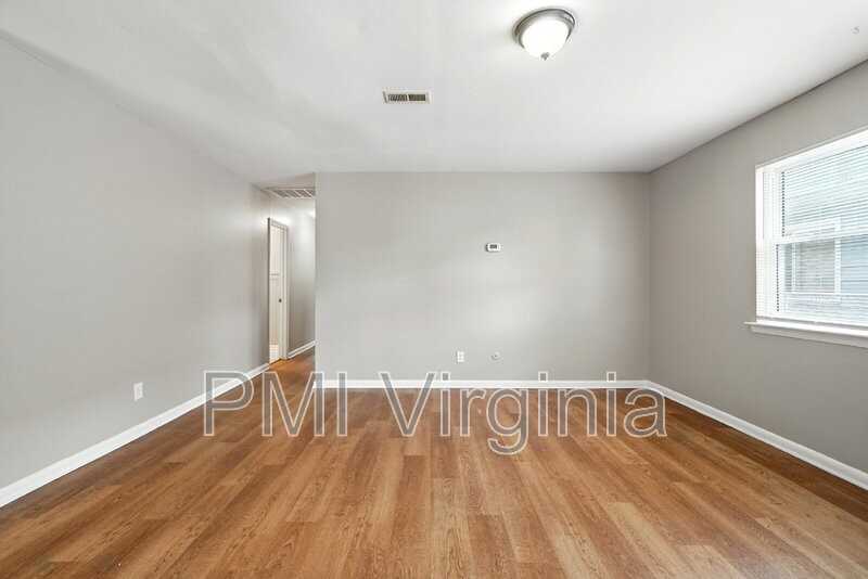 1076 Dubose Dr - Photo 4 of 30
