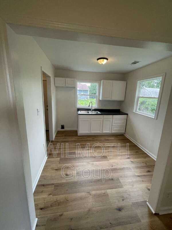 6228 E 21st St - Photo 7 of 13