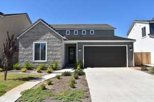 featured image of 1184 Atlantica Dr S