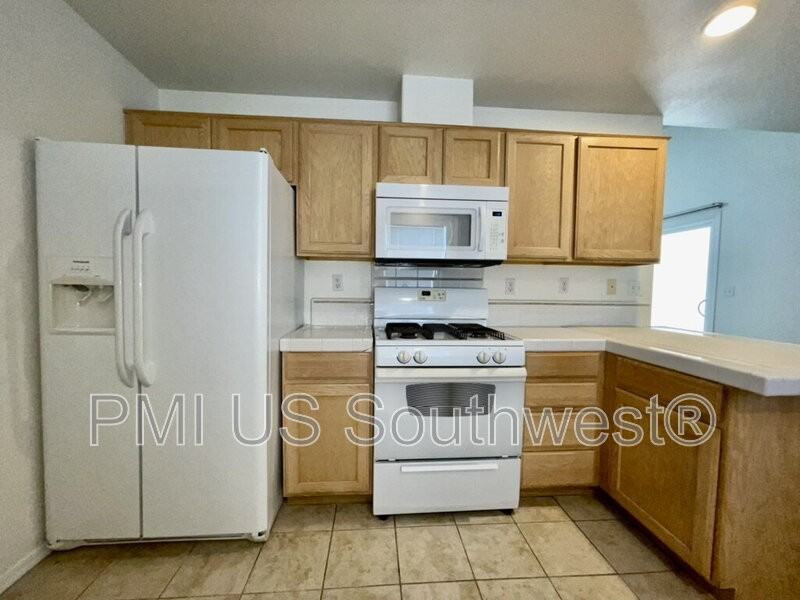 4891 Rinaldi Drive - Photo 7 of 25