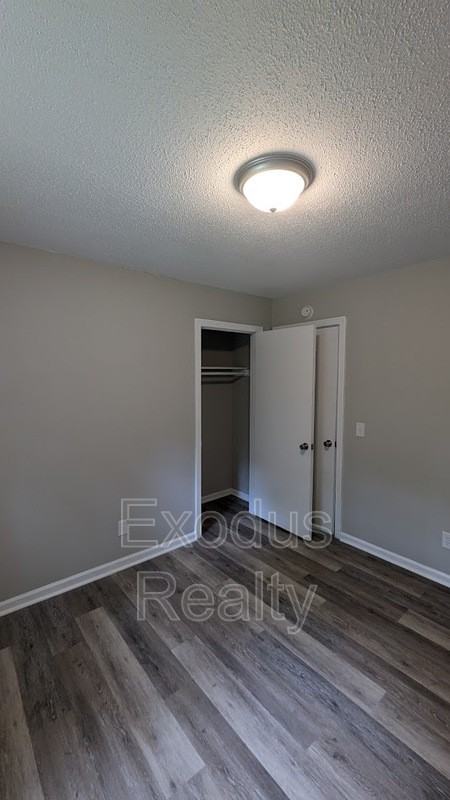 8708 Peach Tree Dr - Photo 3 of 23