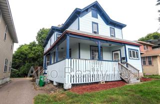 1015 13th Ave Se - Photo 1 of 1